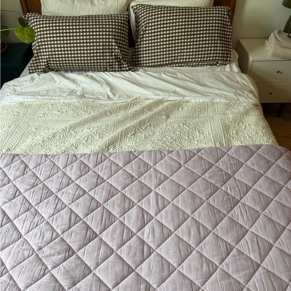 Shabby Chic Soft Lavender Quilt